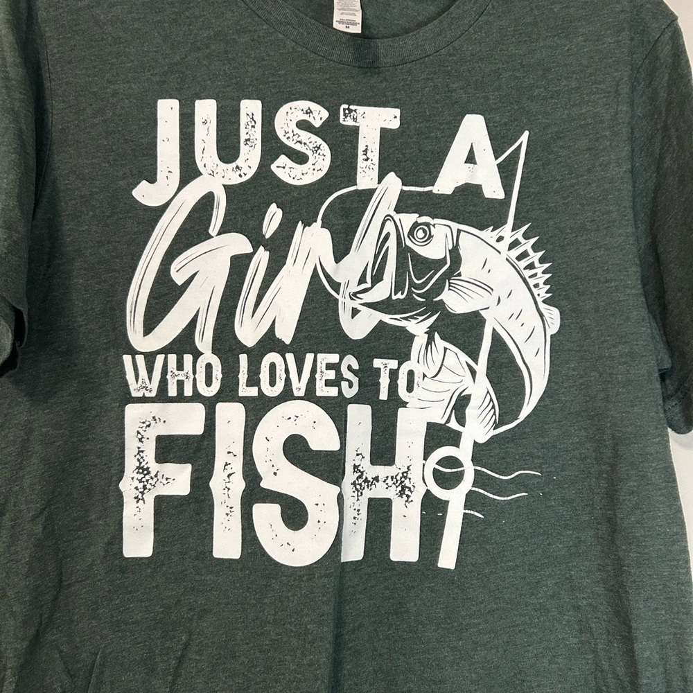 Bella Canvas Forest Green Graphic Tee, Size M - Picture 2 of 5